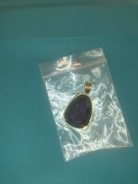 Gold-tone Pendant with Purple Druzy Accent
